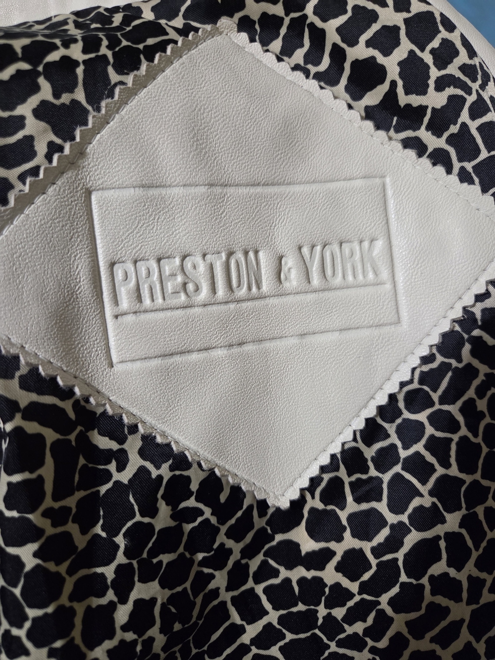 Vintage Butter Cream Leather Coat With Leopard Lining Oversized - Picture 6 of 7